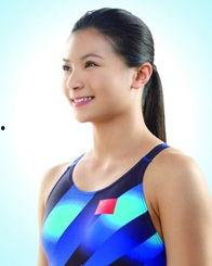 何姿的图片,运动场上的优雅舞者