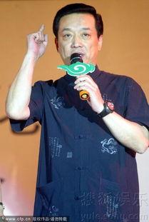 著名相声演员王平,王平相声艺术魅力解析