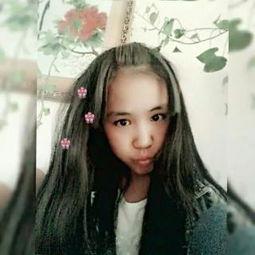 金娜娜图片,光影交织下的时尚女神